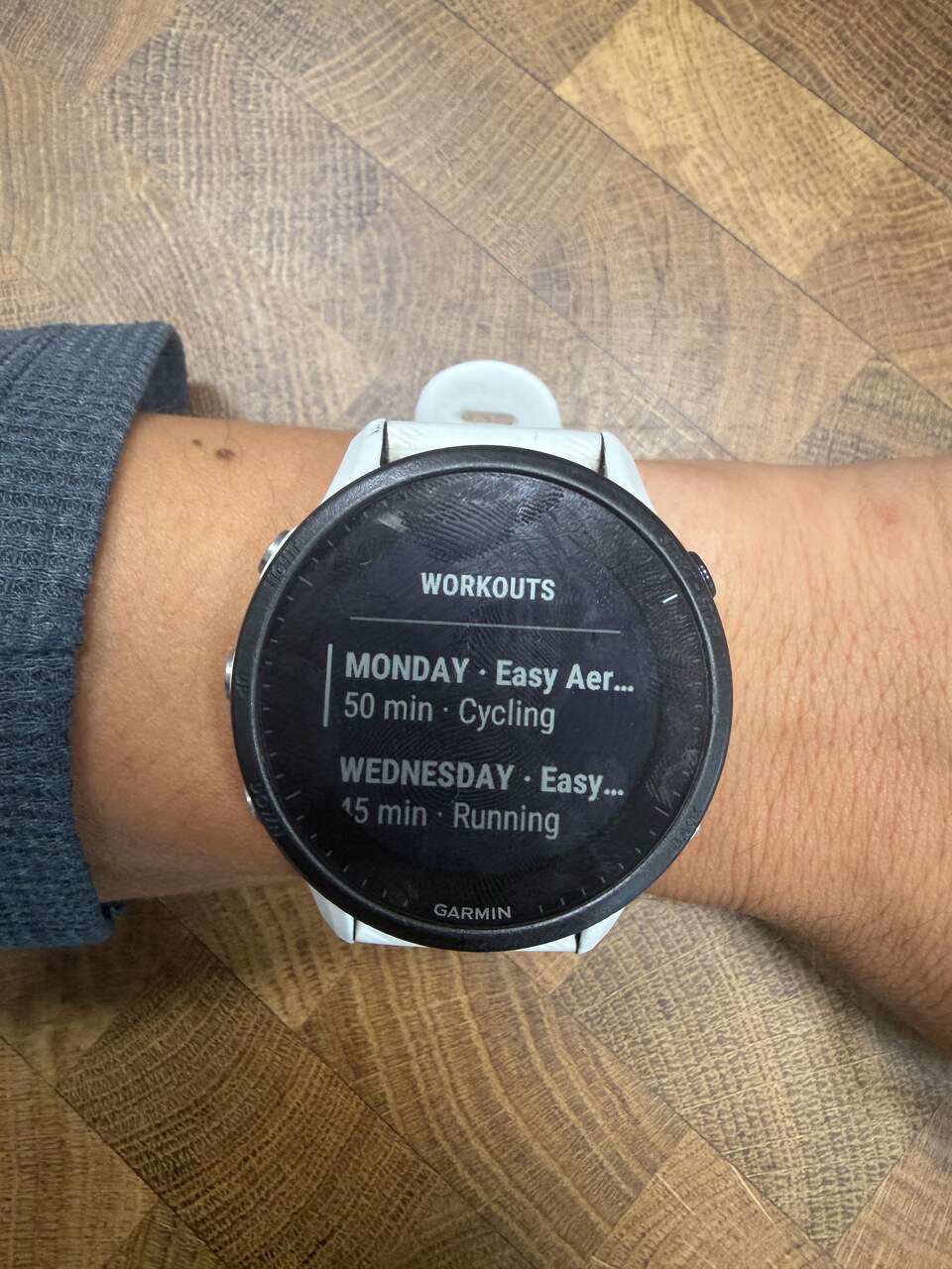 HYBRD: All your workouts, on your watch · Screenshot 1
