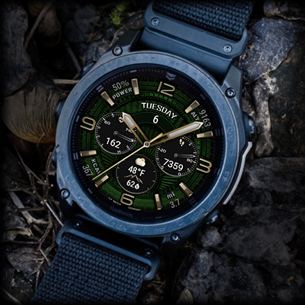 Outerfield watch face screenshot 3