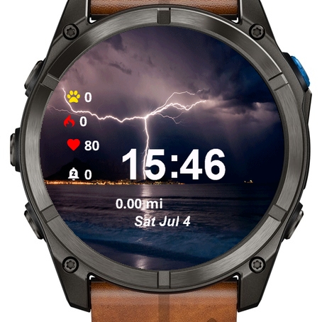 Lightning Strikes Over Ocean · Screenshot 1