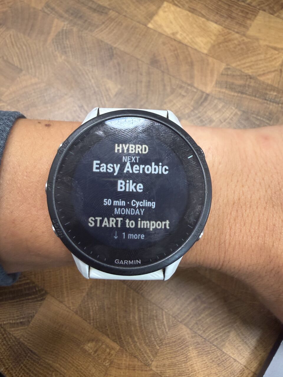 HYBRD: All your workouts, on your watch · Screenshot 0