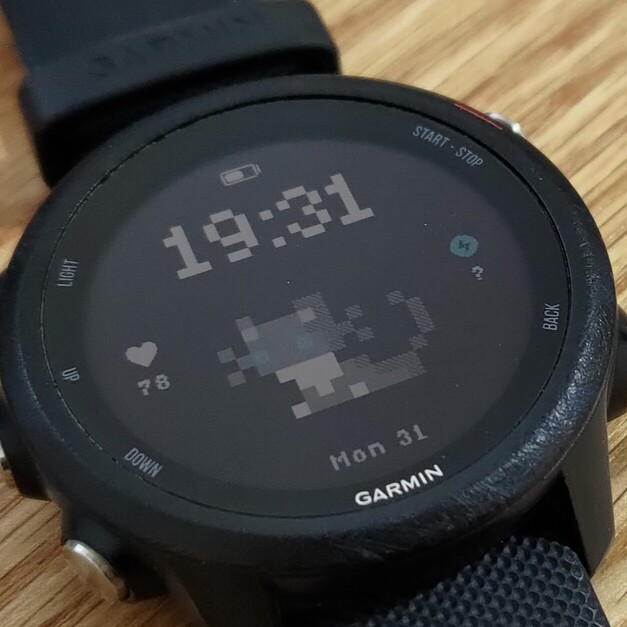 Simple Pixel Tuxedo Cat Watch Face · Screenshot 1